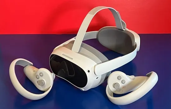 PICO 4 All-in-One VR Headset