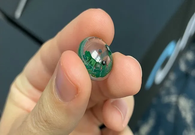 Augmented Reality Contact Lenses